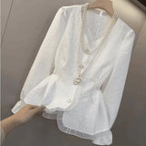 2026 Spring And Autumn Small Fragrant Style Temperament Lace Splicing Design Sense To Reduce The Waist And Thin Blouse
