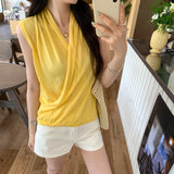 Fry Street Unique Beautiful Sleeveless V-Neck Knitted Vest Women 2026 New Design Sense French Small Thin Top