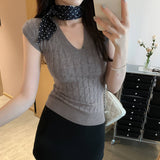 Uniquely Look Shoulderless Sleeveless Knitted Shirt Women's Summer 2025 New Design Sense Of Small Body Repair V Collar Top
