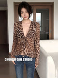 Spice Girls Vintage Micro-Permeability Texture Strap Design Leopard-Print Bottom Women's Spring And Summer New Long-Sleeved V-Neck Top