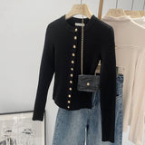 Oceanous Black Metal Buckle Round-Neck Long-Sleeved T-Shirt Women's Spring 2025 New Round-Neck Knitted Shirt Top