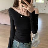 2026 Early Spring Slanted Shoulder Long-Sleeved T-Shirt Girl Autumn New Slimming Pure Hot Girl Sexy Inside Coat